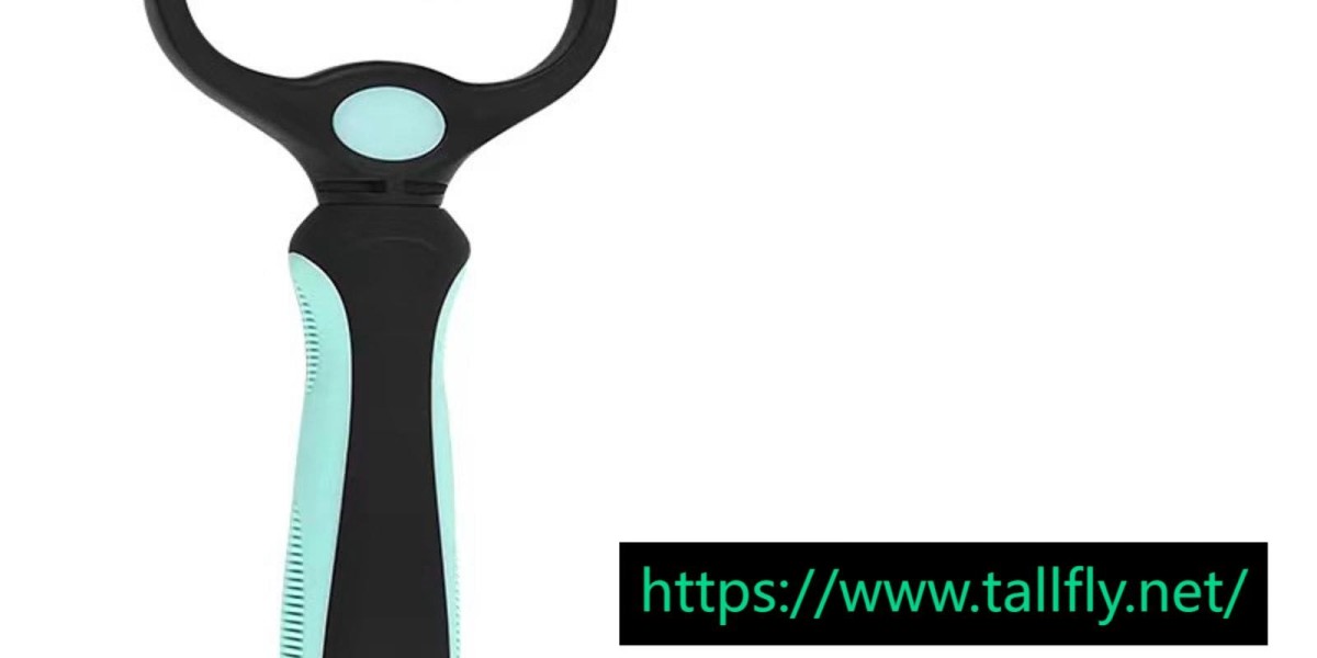 Why Every Pet Owner Needs a Pet Knot Untying Comb
