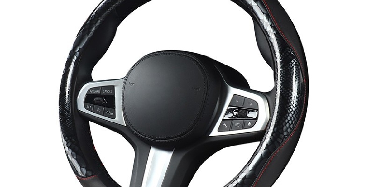 The Practical Advantages of Using a Steering Wheel Cover