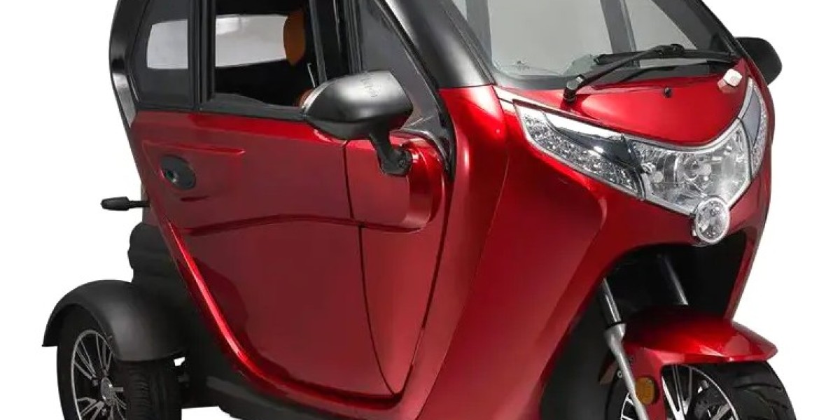 Comfort and Convenience on the Road with Electric Cabin Scooters