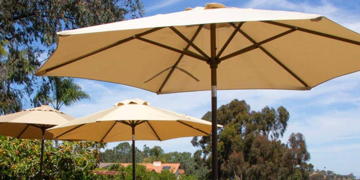 How Can a Custom Roman Parasol Enhance Your Outdoor Space?