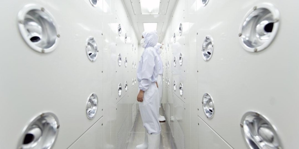 How YD-Purification Air Shower Ensures Contamination Control