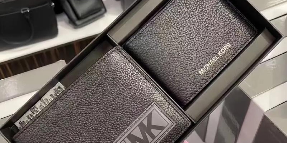 MK包與男短夾選購與搭配指南